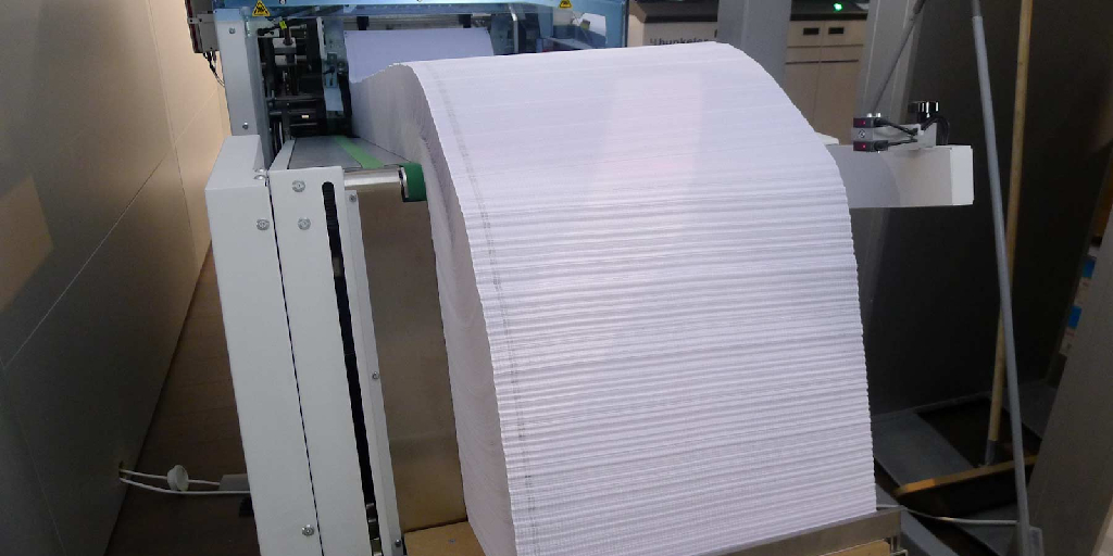 Roll to Fan-Fold Printing