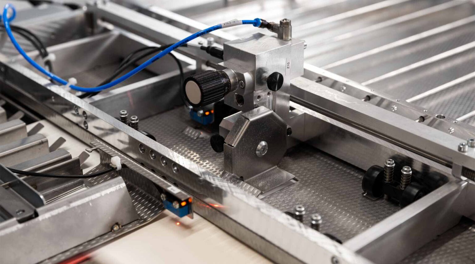 Hunkeler Folder Starbook Sheetfolder book solution inline - Hunkeler
