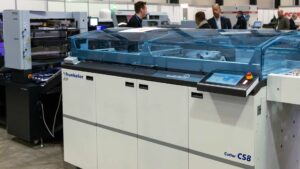 Schneider CS8 mit Dynamischer Geschwindigkeitsanpassung.