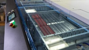 Vacuum belt transport close-up.