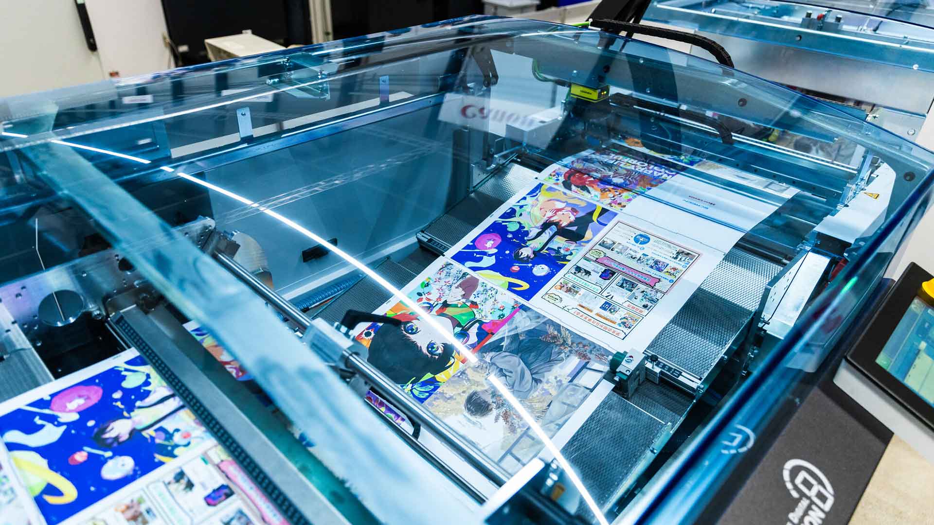 Hunkeler Roll to stack solutions Cutter CS8 in action.